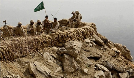 puesto militar saudí en la frontera con Yemen Choques entre tropas saudíes y huzíes en la frontera
